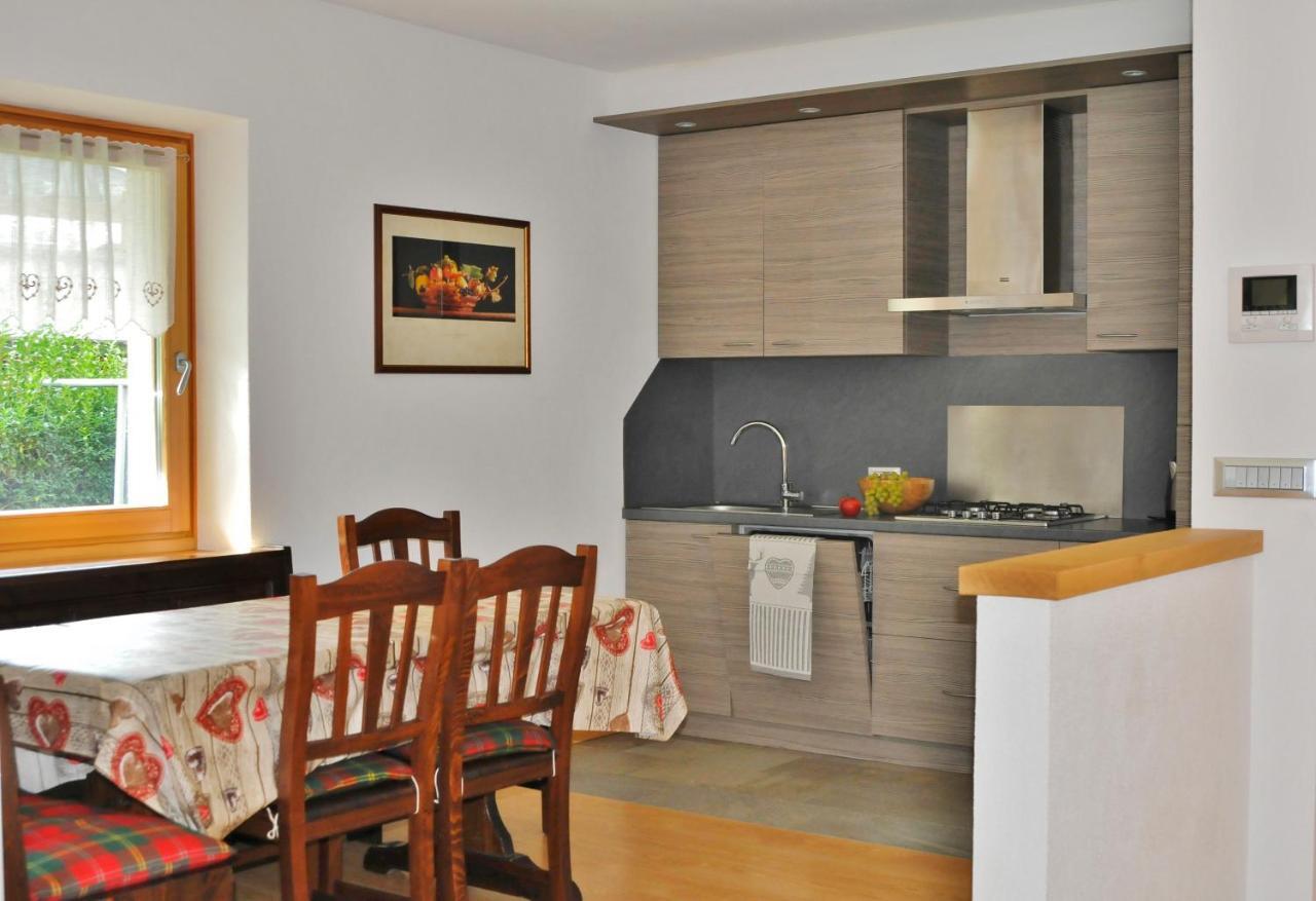 La Casa Di Armando Aparthotel บอร์มิโอ ภายนอก รูปภาพ