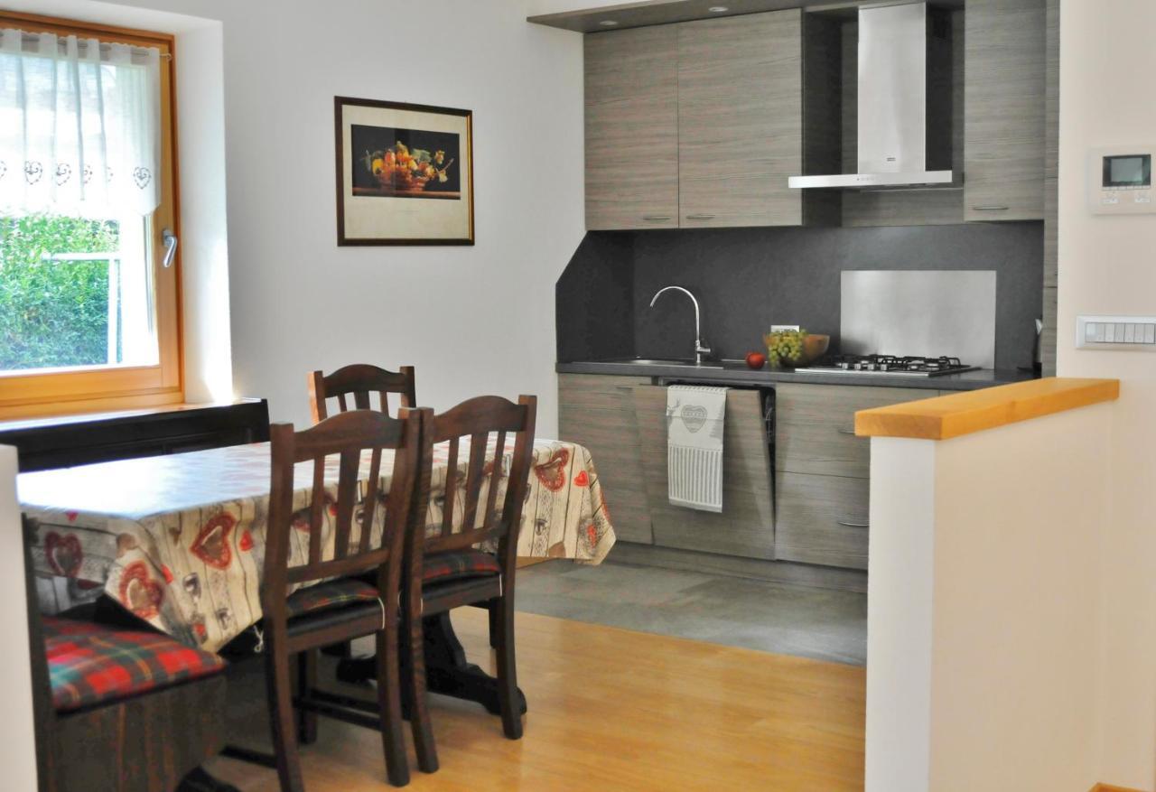 La Casa Di Armando Aparthotel บอร์มิโอ ภายนอก รูปภาพ